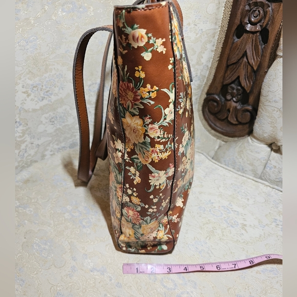 Patricia Nash Leather Tote - Picture 8 of 14